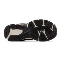 Подростковые New Balance 2002R Black (GS)