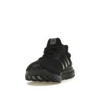 Женские adidas Ultra Boost 5.0 DNA Triple Black (W)