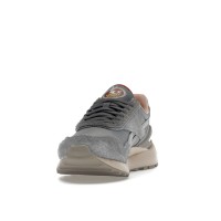 Reebok Classic Leather AZ Looney Tunes Bugs Bunny