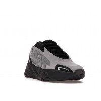 Кроссовки adidas Yeezy Boost 700 MNVN Metallic