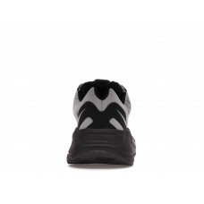 Кроссовки adidas Yeezy Boost 700 MNVN Metallic