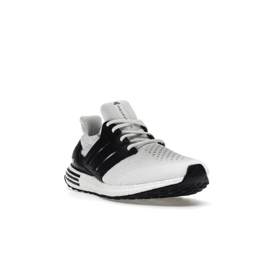 Кроссы adidas Ultra Boost 5.0 DNA White Black Heel Stripes - мужская сетка размеров
