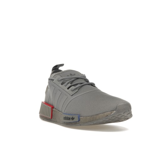 Кроссы adidas NMD R1 Grey Three Grey Boost - мужская сетка размеров