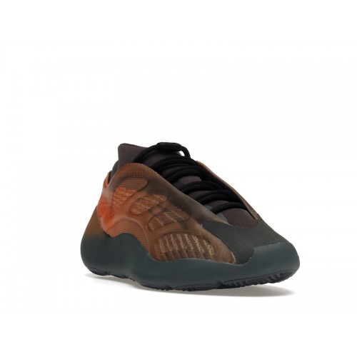 Кроссы adidas Yeezy 700 V3 Copper Fade - мужская сетка размеров