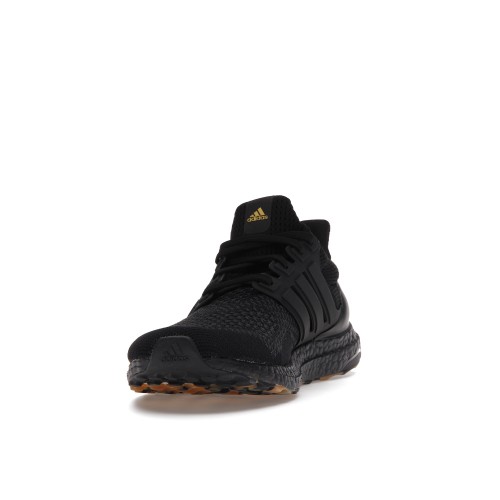 Кроссы adidas Ultra Boost 1.0 DNA Black Gum Camo Sole - мужская сетка размеров