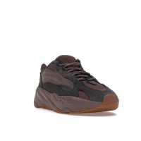 Кроссовки adidas Yeezy Boost 700 V2 Mauve