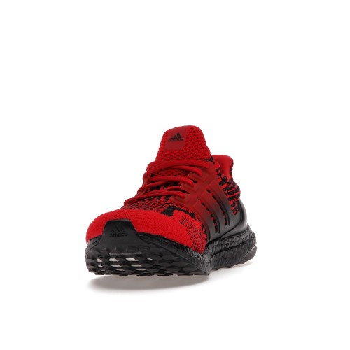 Кроссы adidas Ultra Boost 5.0 DNA Scarlet Black Gradient - мужская сетка размеров