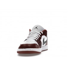 Jordan 1 Low SE Dark Pony