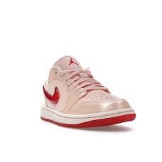Женские Jordan 1 Low Patent Valentines Day (W)