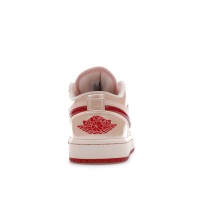 Женские Jordan 1 Low Patent Valentines Day (W)