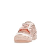 Женские Jordan 1 Low Method of Make Satin Guava Ice (W)