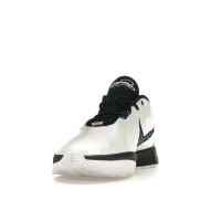 Nike LeBron 21 Conchiolin