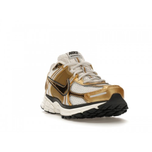 Кроссы Nike Zoom Vomero 5 Metallic Gold (W) - женская сетка размеров