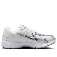 Женские Nike Zoom Vomero 5 Chrome Toe (W)