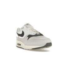 Nike Air Max 1 Light Bone Iron Grey