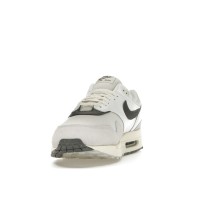 Nike Air Max 1 Light Bone Iron Grey