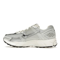 Кроссовки Nike Zoom Vomero 5 Chrome