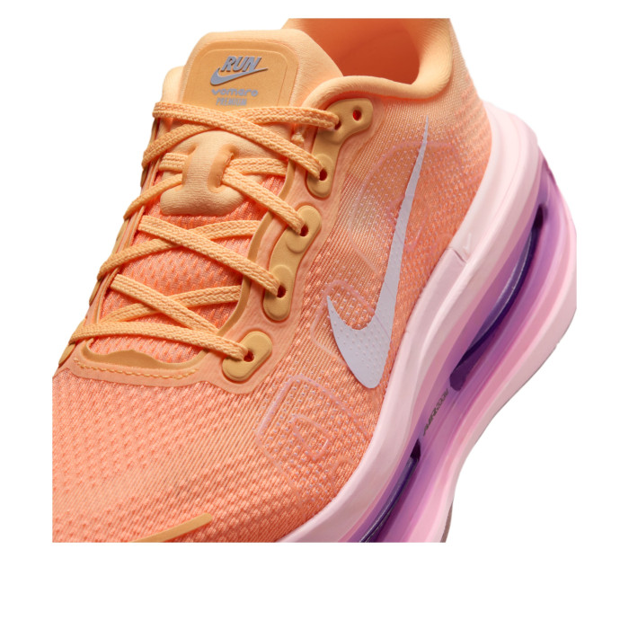 Nike Wmns Vomero Premium Tangerine Tint Tangerine Tint/Tattoo-Bright Crimson-Pink Foam-Pink Rise-Light Magenta - женская сетка размеров Nike Wmns Vomero Premium Tangerine Tint Tangerine Tint/Tattoo-Bright Crimson-Pink Foam-Pink Rise-Light Magenta - женская сетка размеров