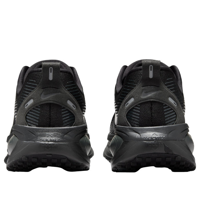 Nike Vomero 18 Triple Black - мужская сетка размеров Nike Vomero 18 Triple Black - мужская сетка размеров