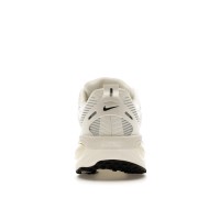 Nike Vomero 18 Summit White Coconut Milk