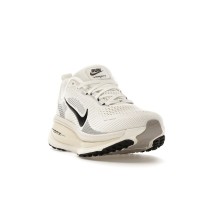Женские Nike Vomero 18 Summit White Coconut Milk (W)