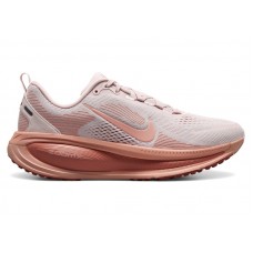 Женские Nike Vomero 18 Light Soft Pink Light Madder Root Arctic Orange Madder Root (W)