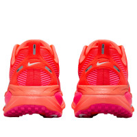 Женские Nike Vomero 18 Bright Crimson Hyper Pink (W)