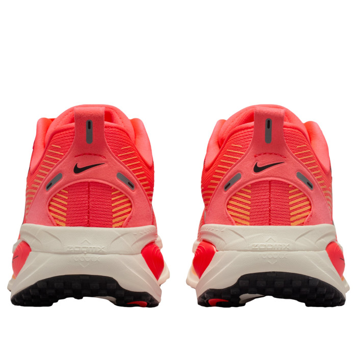 Nike Wmns Vomero 18 Hot Lava Chalk - женская сетка размеров Nike Wmns Vomero 18 Hot Lava Chalk - женская сетка размеров