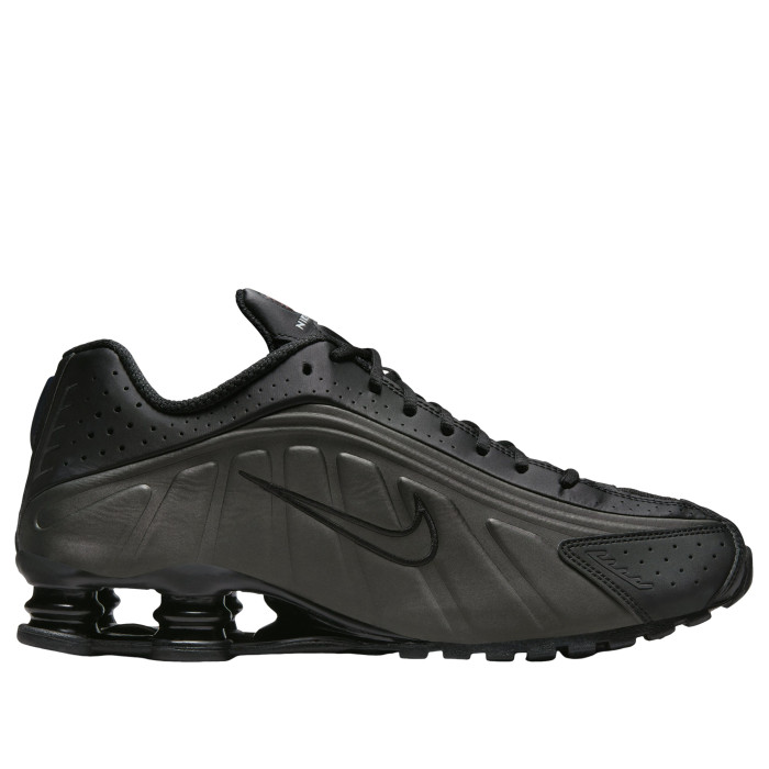 Nike Shox R4 Triple Black 2025 - мужская сетка размеров Nike Shox R4 Triple Black 2025 - мужская сетка размеров