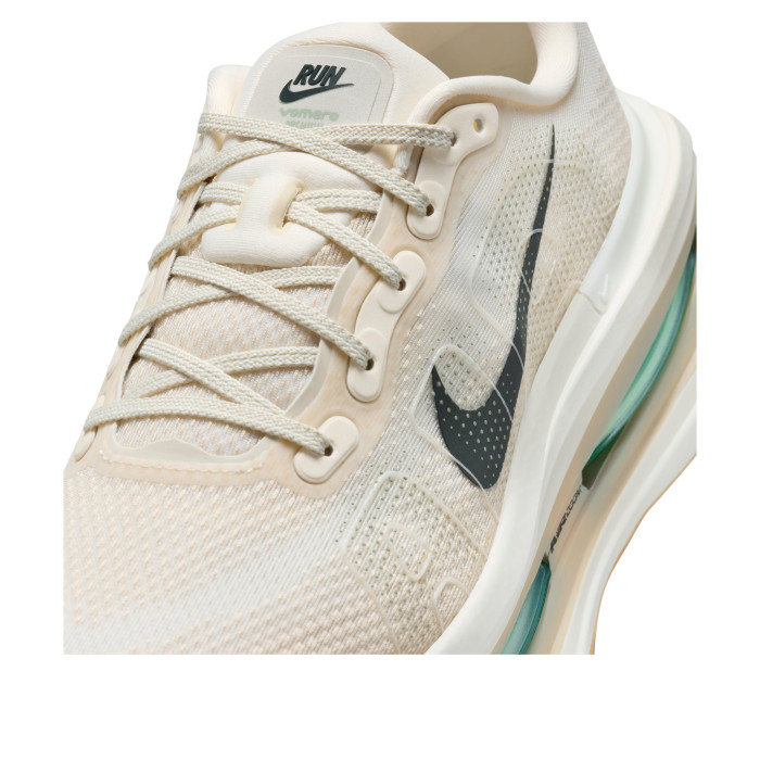 Nike Vomero Premium Pale Ivory Sanddrift Jade Horizon - мужская сетка размеров Nike Vomero Premium Pale Ivory Sanddrift Jade Horizon - мужская сетка размеров