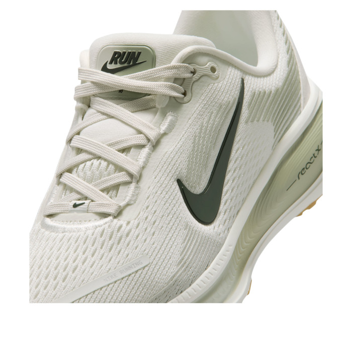 Nike Vomero 18 Spruce Aura Jade Horizon (GS) - подростковая сетка размеров Nike Vomero 18 Spruce Aura Jade Horizon (GS) - подростковая сетка размеров