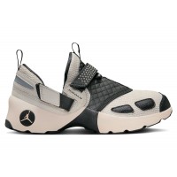 Женские кроссовки Jordan Trunner LX Light Orewood Brown (W)