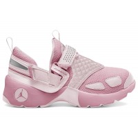 Женские Jordan Trunner LX Iced Carmine Pearl Pink (W)