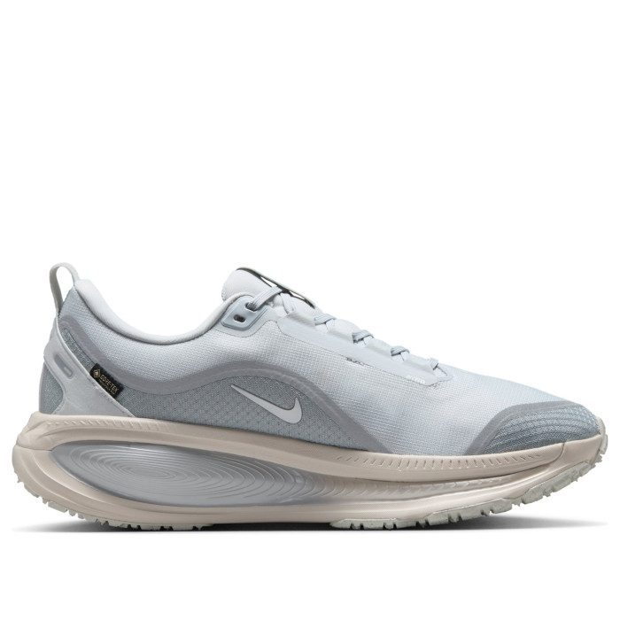 Nike Vomero 18 GORE-TEX Reflective Pure Platinum Metallic Silver - мужская сетка размеров Nike Vomero 18 GORE-TEX Reflective Pure Platinum Metallic Silver - мужская сетка размеров