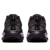 Женские Nike Vomero 18 SE Black Metallic Dark Grey (W)