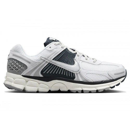 Кроссы Nike Zoom Vomero 5 White Armory Navy (W) - женская сетка размеров