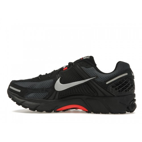 Кроссы Nike Zoom Vomero 5 Black Metallic University Red - мужская сетка размеров