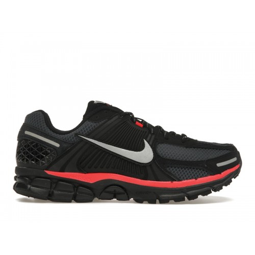 Кроссы Nike Zoom Vomero 5 Black Metallic University Red - мужская сетка размеров