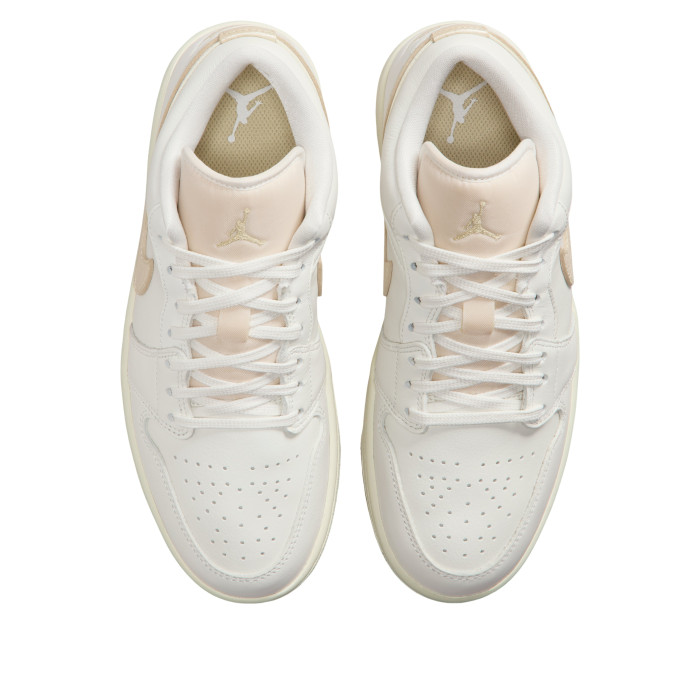 Wmns Air Jordan 1 Low Hoops Gold Pack - женская сетка размеров Wmns Air Jordan 1 Low Hoops Gold Pack - женская сетка размеров