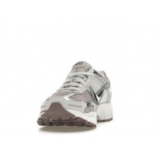 Женские кроссовки Nike Zoom Vomero 5 Metallic Silver Platinum Violet (W)