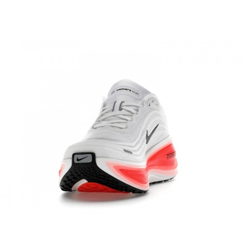 Кроссы Nike Vomero Plus White Black Bright Crimson - мужская сетка размеров