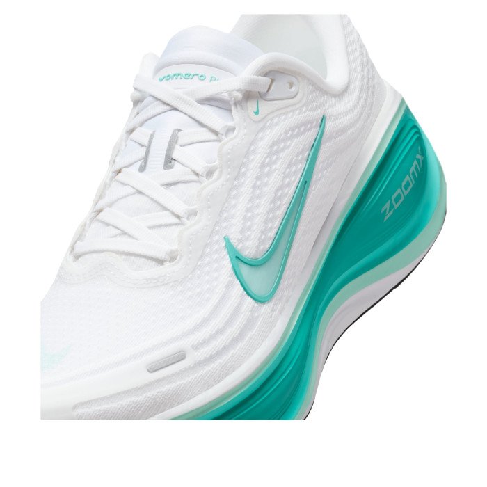 Nike Wmns Vomero Plus White Bleached Turquoise - женская сетка размеров Nike Wmns Vomero Plus White Bleached Turquoise - женская сетка размеров