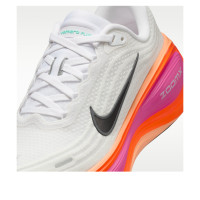 Женские Nike Vomero Plus White Fire Pink Hyper Crimson (W)