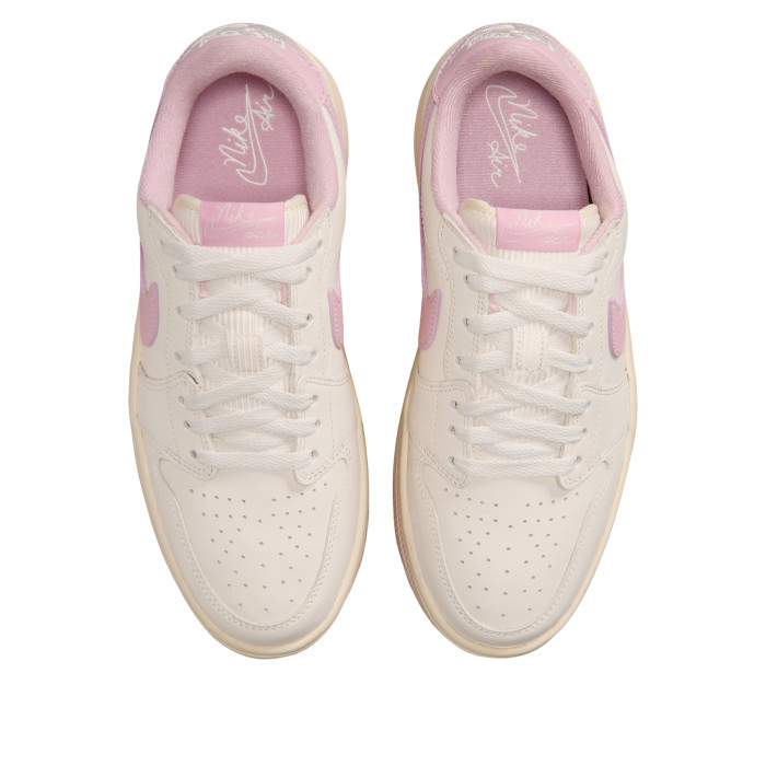 Wmns Air Jordan 1 Triple Stack - Pale Ivory - женская сетка размеров Wmns Air Jordan 1 Triple Stack - Pale Ivory - женская сетка размеров