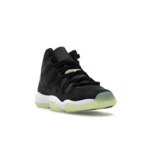 Подростковые Jordan 11 Retro Black Barely Volt (GS)