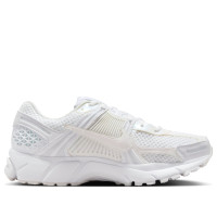 Женские Nike Zoom Vomero 5 Triple White (W)