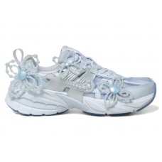 Женские кроссовки Nike V2K Run Susan Fang Artist Collection (W)