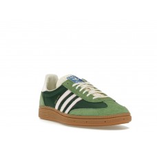 Кроссовки adidas GT II Sneakersnstuff London