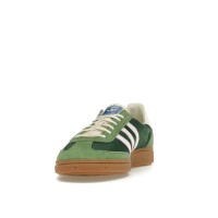 Кроссовки adidas GT II Sneakersnstuff London