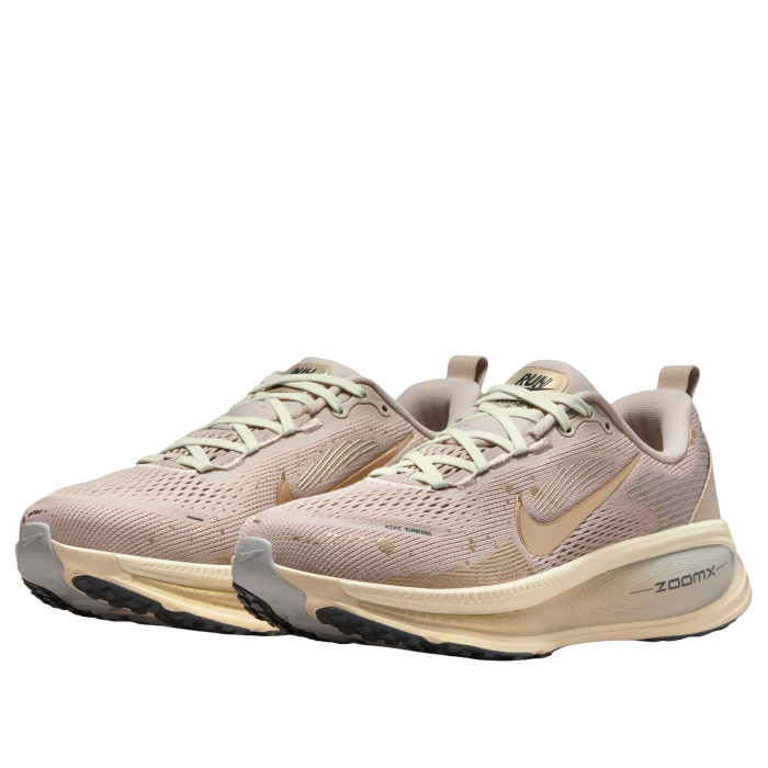 Nike Vomero 18 SE Cream Coconut Milk Metalic Gold Grain (W) - женская сетка размеров Nike Vomero 18 SE Cream Coconut Milk Metalic Gold Grain (W) - женская сетка размеров